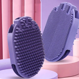Transform Bath Time with the Massaging Pet Shampoo Brush